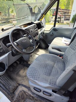 Ford transit 2.2 - 4