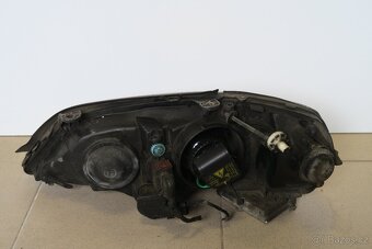 Přední xenon světla Opel Astra - 4