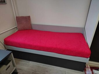 Postel + konferenční stolek - 4