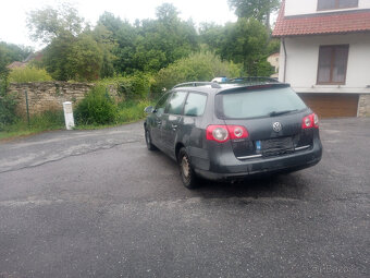 VW Passat Variant - 4