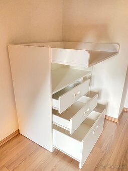 Přebalovací pult IKEA - 4
