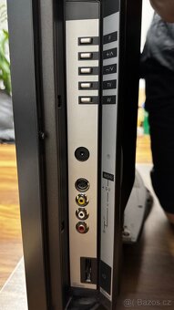 42" (106 cm) TV Panasonic Viera TH-42PZ70EA - 4