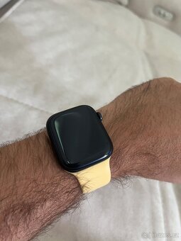 Apple Watch 8 - 4
