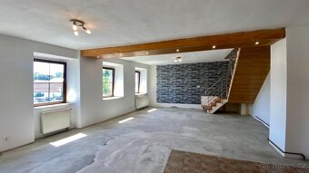 Prodej rodinného domu 170 m² s pozemkem 390 m² - Strmilov - 4
