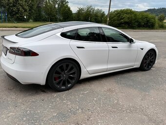 Tesla model S performance .585Kw. 100KW/H baterie - 4