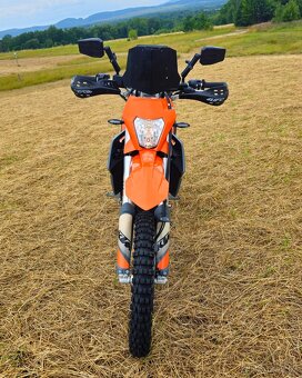 KTM 690 Enduro R (1/2024) - 4