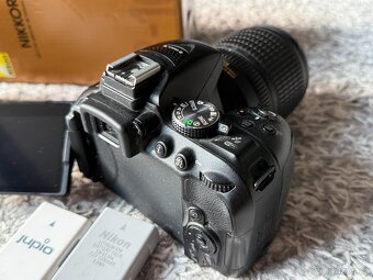 Nikon D5300 + Nikkor 18-105mm AF-S DX f/3.5-5.6G ED VR - 4