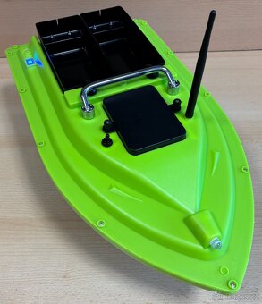 Zavážecí loďka s GPS, baterie 12000mAh - JEDNORUČNÍ OVLADAČ - 4
