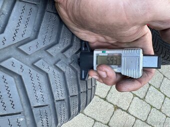 Sada zimních pneu 205/55/16 Dunlop Vredestein - 4