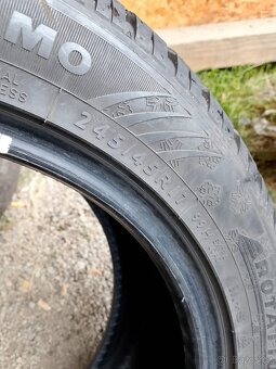 245/45/17 99h Dunlop - zimní pneu 2ks - 4