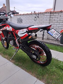 SWM RS 125 R - 4