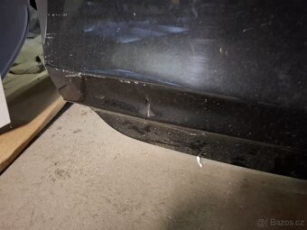 Zadní páté dveře BMW x3 - 4