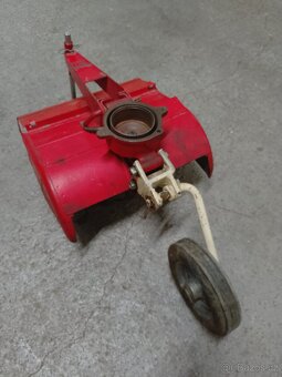 Vari rotační,kypřicí plečka,okopávačka - 4