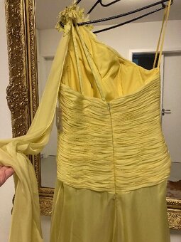 PLESOVÉ ŠATY ZN. KADARO - NOVÉ-VÝPRODEJ - 4