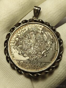 Vzácný stříbrný konvenční tolar Frankfurt 1772 v obrubě - 4