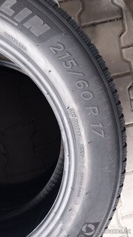 Prodám 2 x celoroční pneu Michelin 215/60/17 - 4