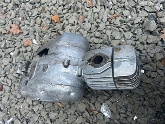 motor jawa pionýr - 4