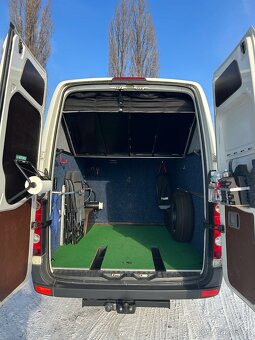 Obytná dodávka VW Crafter 2,5 tdi - 4