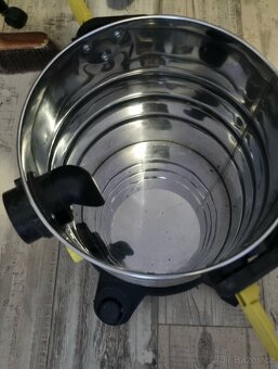 Průmyslový vysavač - 4