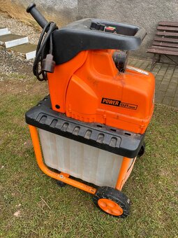 Drtička větví - 4