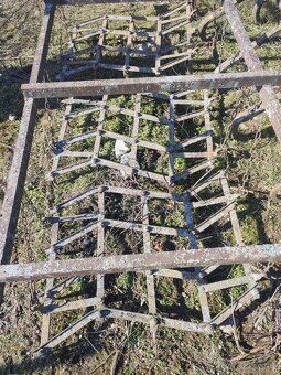 Kompaktor s bránami - 4