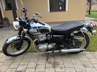 Kawasaki W650 - 4