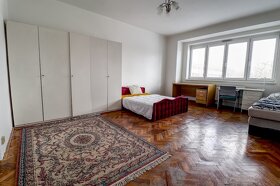 Pronájem  bytu 3+1 s balkónem, 98 m2, Hradec Králové – centr - 4