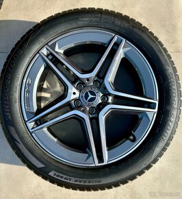 R19 GLA GLB Mercedes Bridgestone 235/50 R19 Zimní - 4