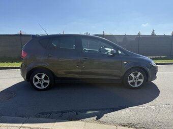 SEAT Altea 2.0tdi 103kW +Najeto 270TKM+ - 4