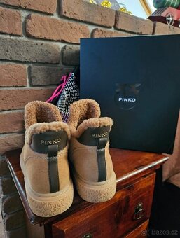 Pinko kožené sneakers vel.39 nové original - 4