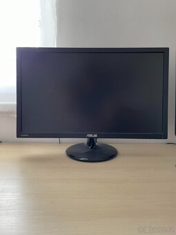 Herní PC + 2 monitory - 4