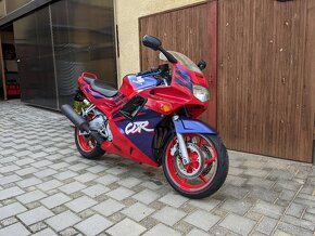 Prodám Honda CBR 600 F PC25 youngtimer retro - 4