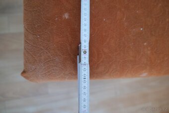 Taburet s úložným prostorem za odvoz - 4