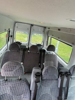 Ford Transit 9 míst - 4
