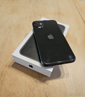 iPhone 11 64GB - 4