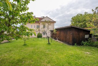 Prodej vily 500m2, pozemek 2048 m2, ulice Legií, Říčany - 4