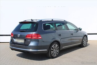 Volkswagen Passat 2.0 TDI 125kW DSG HIGHLINE (2011) - 4