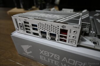 Gigabyte X870 AORUS ELITE WIFI7 ICE - 4