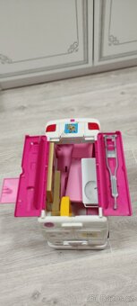 Sanitka Barbie - 4