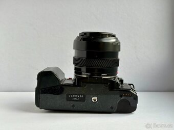 Minolta Maxxum 7000 + 35-70mm - 4