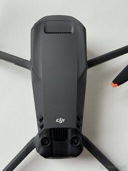 DJI Mavic 3 Classic - 2 baterie, brašna, ovladač DJI RCI - 4