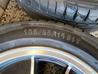 Kola na Volkswagen T1 - 4