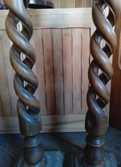 Luxusní masivní, vyřezávané, tepané stojany na kytky - 2 ks - 4