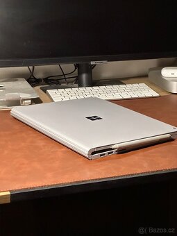 Microsoft Surface Book 2 / i7 / 16GB / GTX 1050 - 4