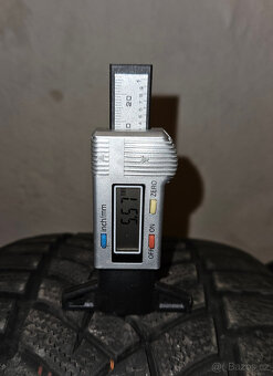 Zimní pneu 215/50 R17 - 215/50/17 - Goodyear - 4