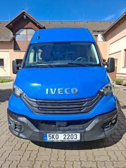 Iveco Daily - 7 míst       798000,-- Kč - 4