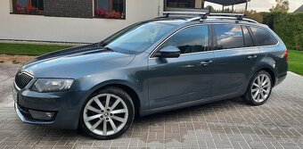 Octavia 3 Combi 2.0 TDI  110 KW Style Webasto - 4