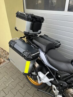 QJ motor SRT 700X - 4