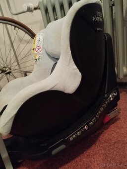 Protisměrná otočná autosedačka Britax Romer - 4
