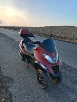 Piaggio MP3 250 Řidičák B - 4